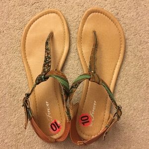 Tribal Patterned Sandals (Forever)
